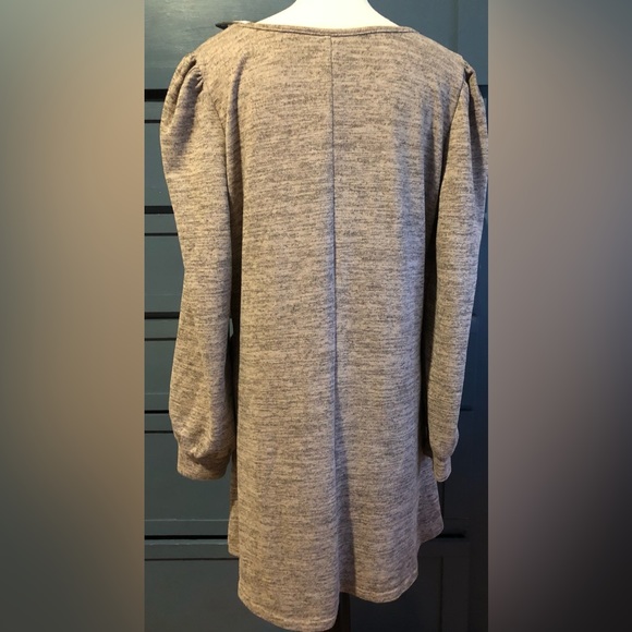 Women’s dusty rose colored sweater dress with accent buttons size extra large - Picture 6 of 8